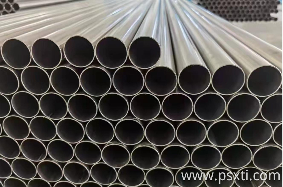 Welded titanium pipe Welded titanium pipe
